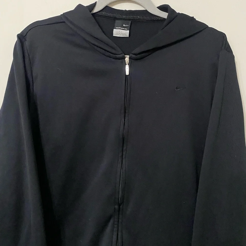 Nike Sphere Dri- Fit Black Zipper Activewear Light Jacket Cropped Hoodie